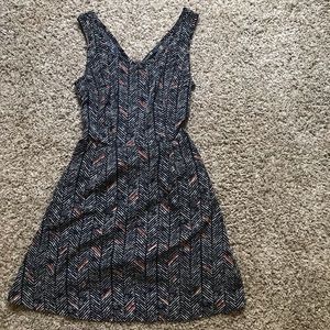 💕 3/$25 Navy & Rust Dress with Pockets
